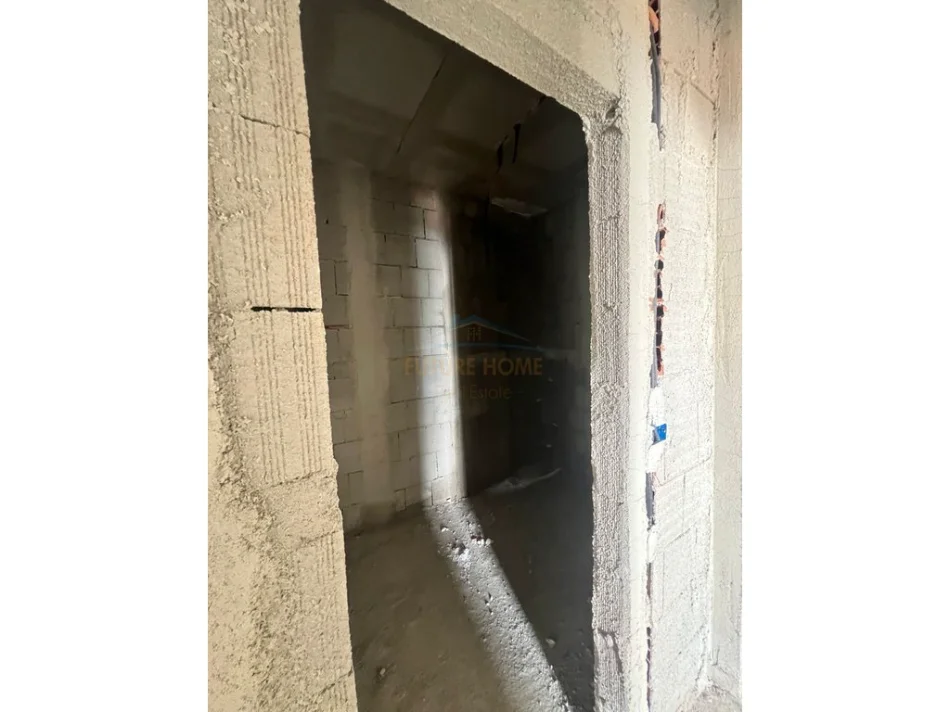 Tirane, shitet apartament 2+1 Kati 5, 94 m² 135.000 € (Tirana Entry II)