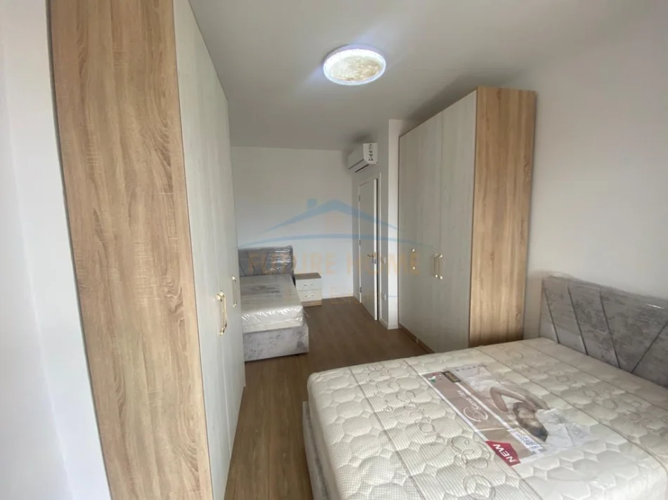 Tirane, jepet me qera apartament 2+1+2,  Kati 7, 133 m² 500 € (Kamez)