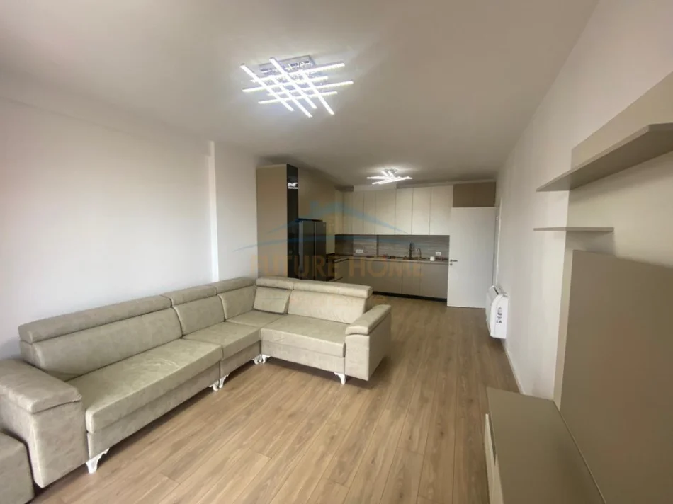 Tirane, jepet me qera apartament 2+1+2,  Kati 7, 133 m² 500 € (Kamez)