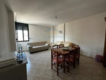 Durres, jepet me qera apartament 2+1 Kati 6, 92 m² 350 € 