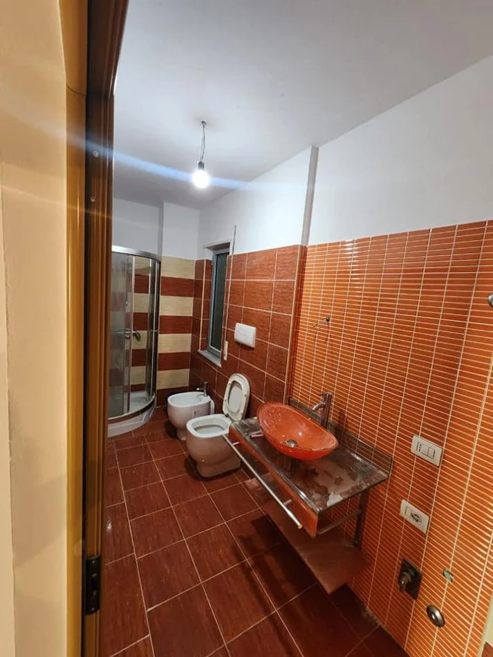 Durres, shitet apartament 3+1 Kati 1, 90 m² 115.000 € (PLAZH DURRES!)