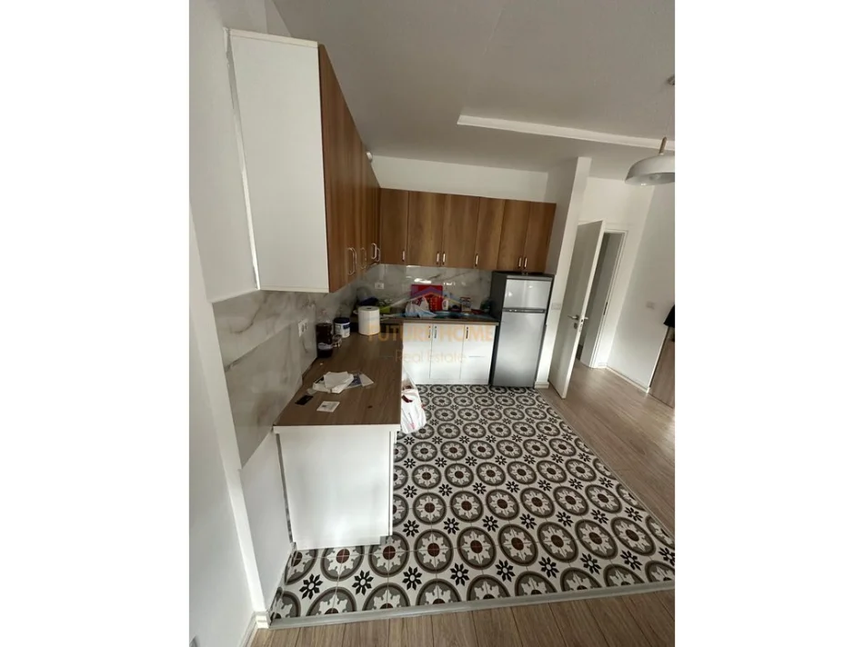 Tirane, shitet apartament 1+1,  Kati 4, 72 m² 175.000 € (Kopshti Zoologjik) Kompleksi Mateo