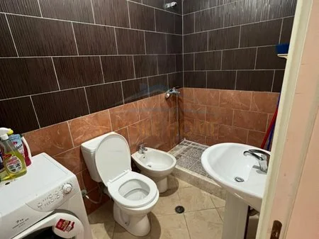 Tirane, shitet apartament 2+1 Kati 0, 71 m² 105.000 € (Fresk)