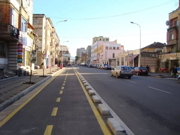 Tirane, shitet apartament 2+1+Ballkon Kati 10, 108 m² 274500 € (tek Rruga Barrikadave)