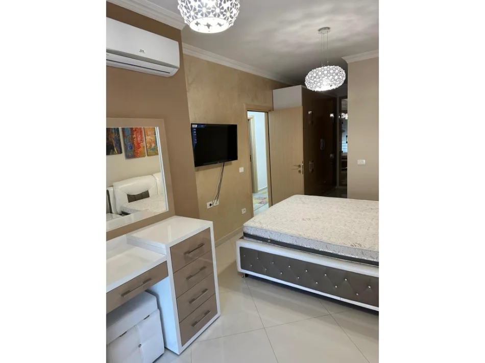 Tirane, jepet me qera apartament duplex Dublex Kati 0, 141 m² 1.500 € (Kodra e Diellit)