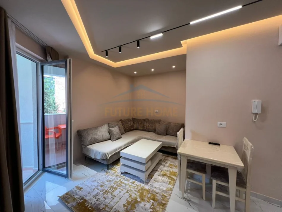 Tirane, jepet me qera apartament 1+1 Kati 2, 64 m² 451 € (RRUGA E DIBRES)