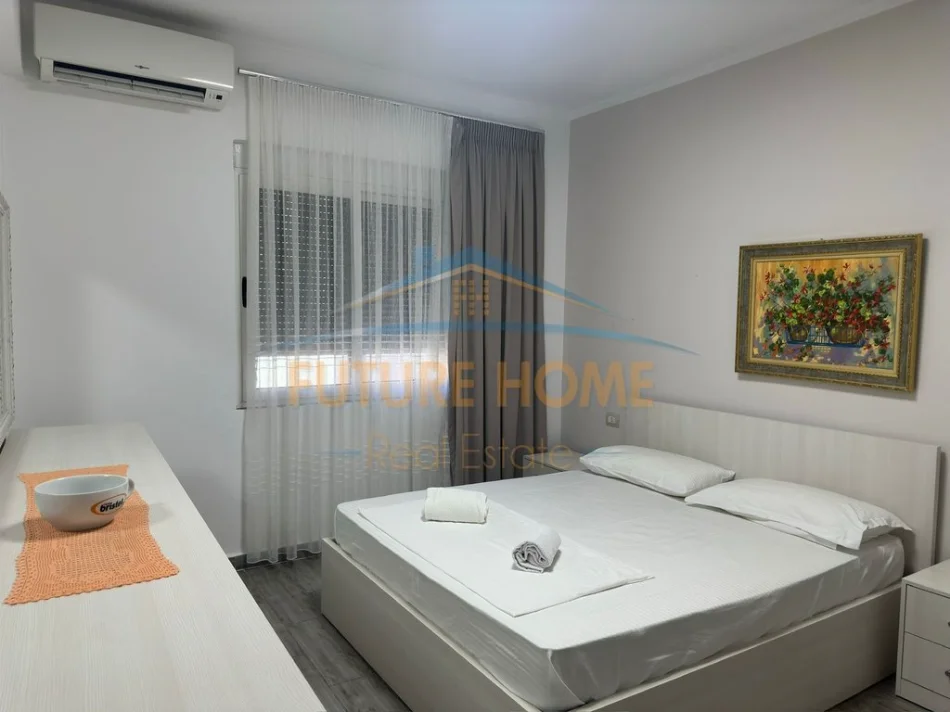 0697048063   Qira , Apartament , Bulevardi Kryesor , Durres