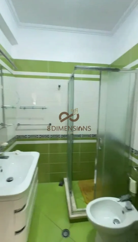 Tirane, shitet apartament 2+1+Ballkon Kati 5, 92 m² 258.000 € (liqeni artificial i tiranes)