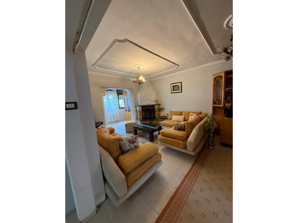 Tirane, jepet me qera apartament 2+1 Kati 4, 83 m² 700 € (Bulevardi Zhan Dark)