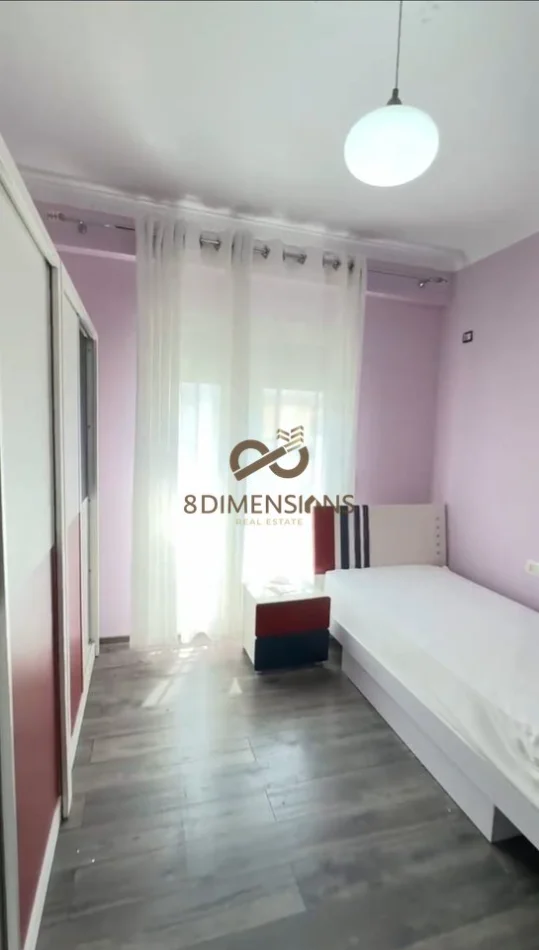 Tirane, shitet apartament 2+1+Ballkon Kati 5, 92 m² 258.000 € (liqeni artificial i tiranes)