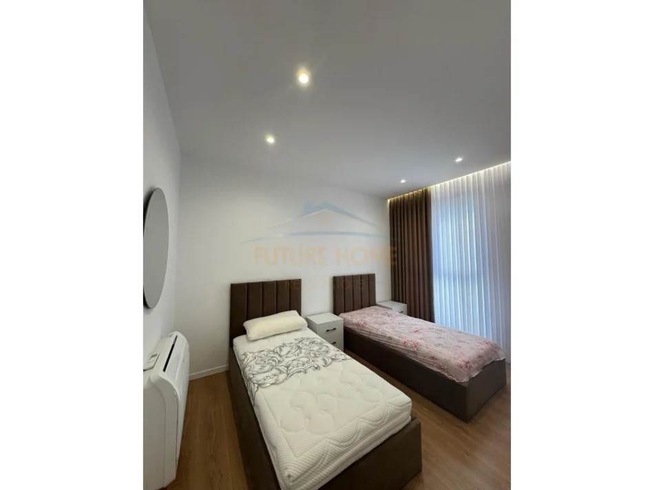 Tirane, jepet me qera apartament 2+1+Ballkon Kati 4, 98 m² 550 € (Paskuqan)