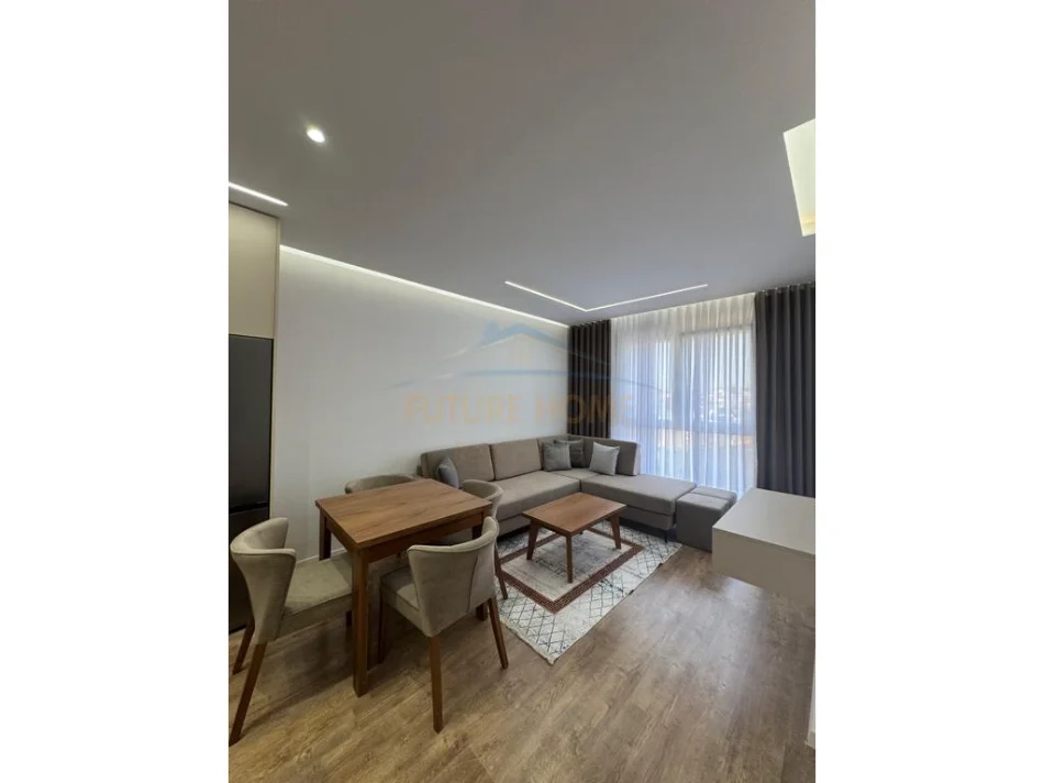 Tirane, jepet me qera apartament 1+1 Kati 3, 400 € (Paskuqan)