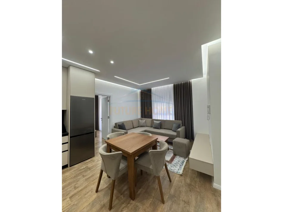 Tirane, jepet me qera apartament 2+1 Kati 4, 74 m² 500 € (Paskuqan)