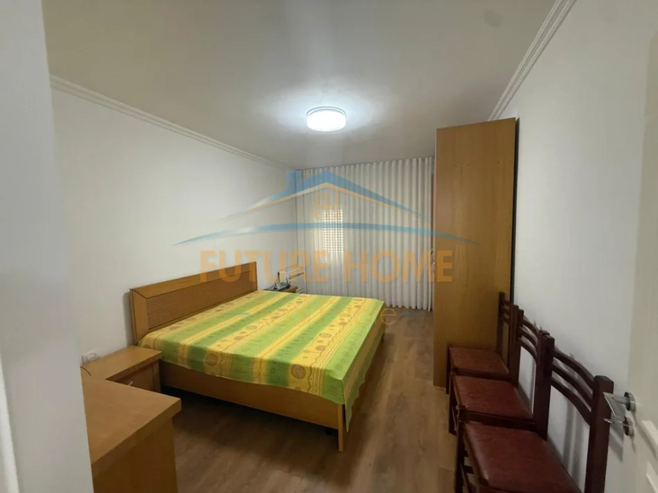 Tirane, jepet me qera apartament 2+1 Kati 3, 110 m² 840 € (Stadiumi Dinamo)