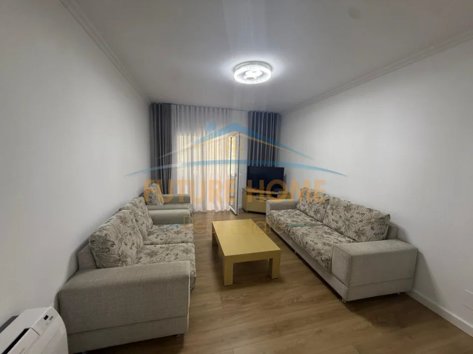 Tirane, jepet me qera apartament 2+1 Kati 3, 110 m² 840 € (Stadiumi Dinamo)