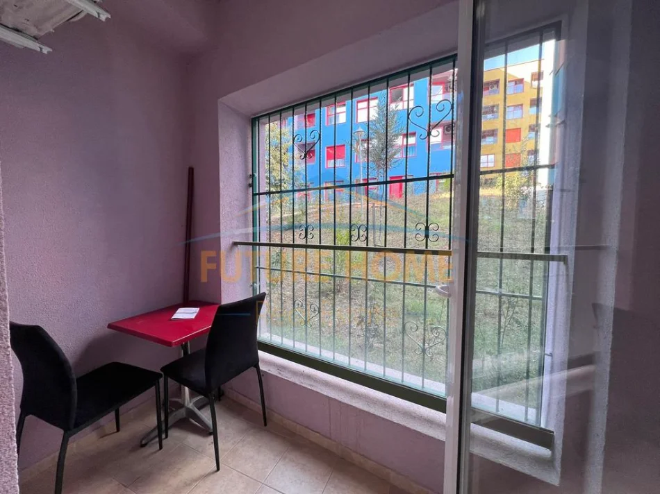Tirane, jepet me qera garsonier 1+1 Kati 1, 36 m² 450 € (Kompleksi Mangalem, Ali Dem)