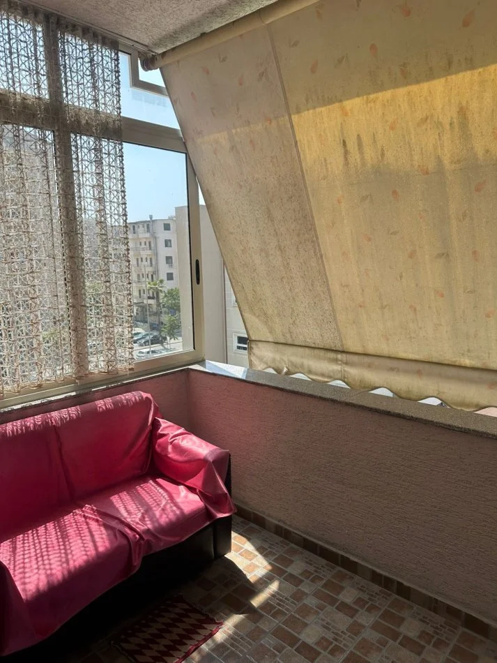 Durres, jepet me qera apartament 2+1+Aneks+Ballkon Kati 3, 110 m² 400 €