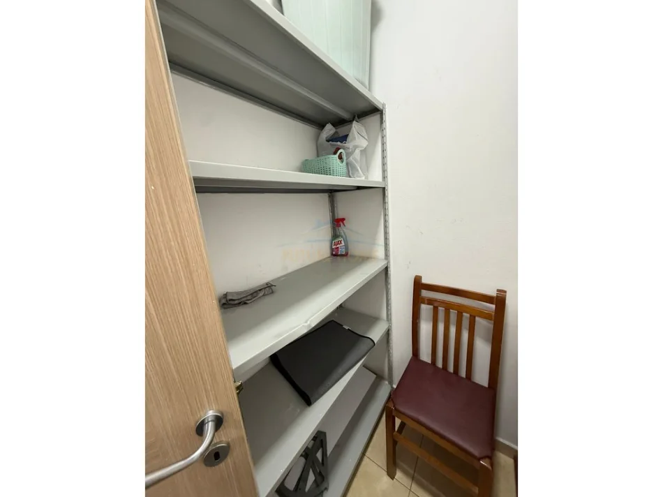 Tirane, jepet me qera apartament 2+1 Kati 5, 110 m² 550 € (5 MAJ)