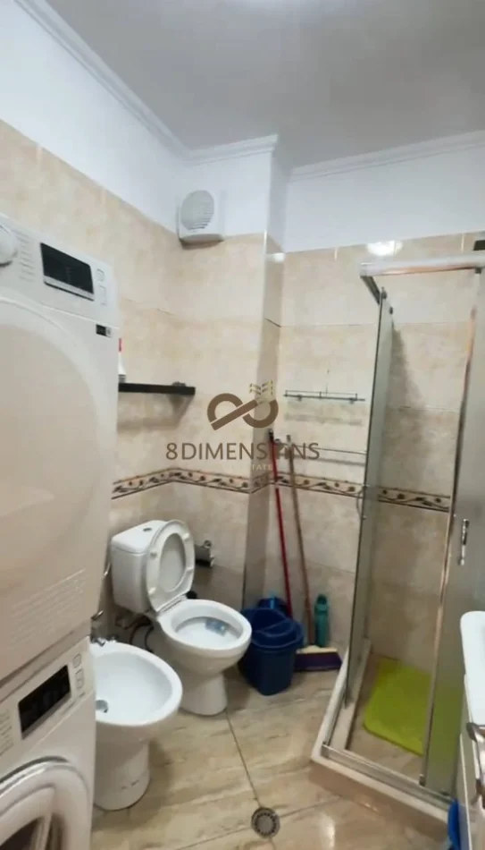 Tirane, shitet apartament 2+1+Ballkon Kati 5, 92 m² 258.000 € (liqeni artificial i tiranes)