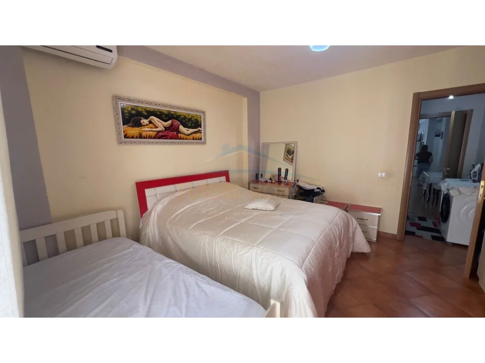 Tirane, shitet apartament 1+1 Kati 2, 80 m² 120.000 € 