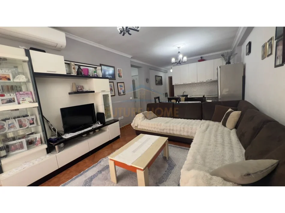 Tirane, shitet apartament 2+1 Kati 2, 80 m² 120.000 € (MISTO MAME)
