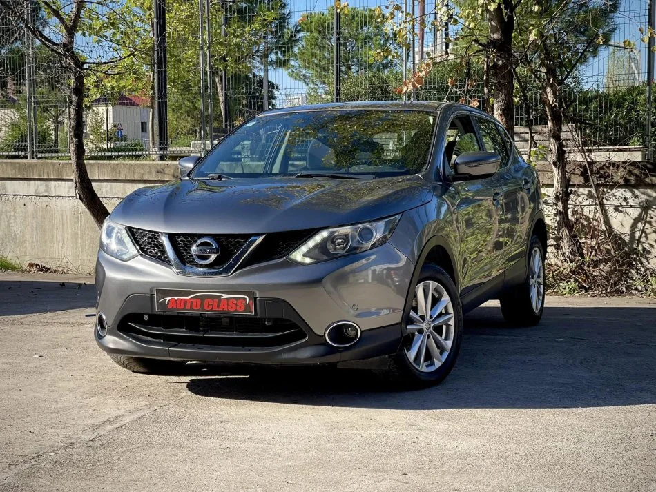 Tirane, shes SUV | Fuoristrad | Xhip NISSAN QASHQAI Nafte, gri e erret automatik Klima 165.000 km 11.900 €