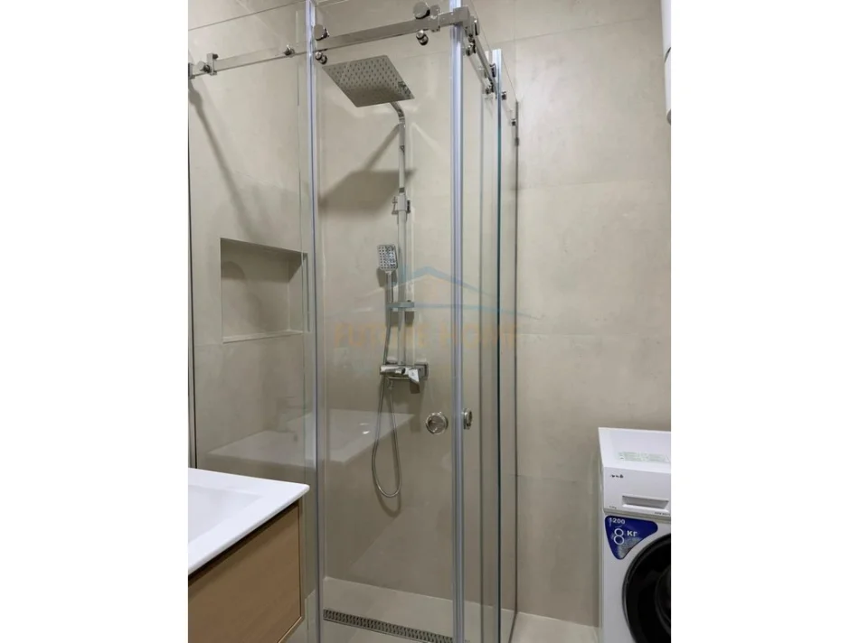 Tirane, jepet me qera apartament 1+1+Ballkon Kati 1, 73 m² 750 € (Kopshti zoologjik)