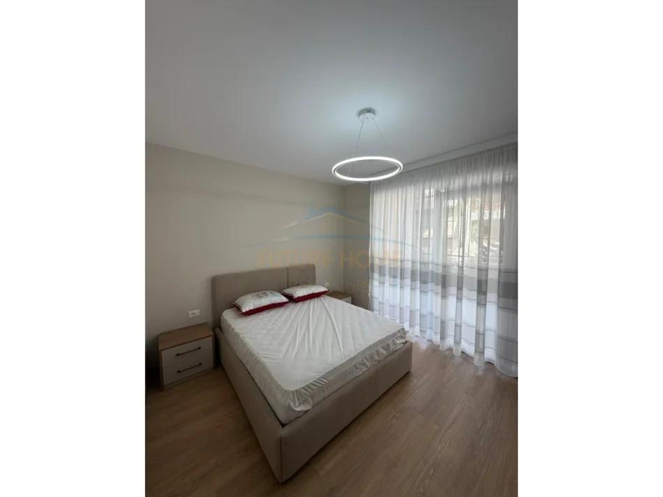 Tirane, jepet me qera apartament 1+1+Ballkon Kati 1, 73 m² 730 € (Kopshti zoologjik)