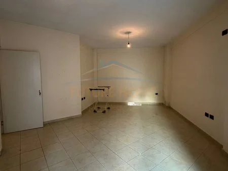 Tirane, shitet apartament 1+1 Kati 2, 79 m² 97.000 € 