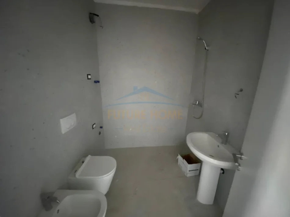 Tirane, shes apartament 1+1+Ballkon Kati 1, 59 m² 119.000 € (Jordan Misja)