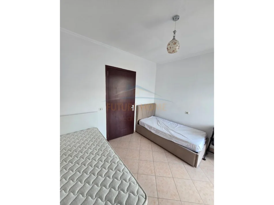 Tirane, shes apartament 2+1 Kati 7, 98 m² 135.000 € (unaze e re)