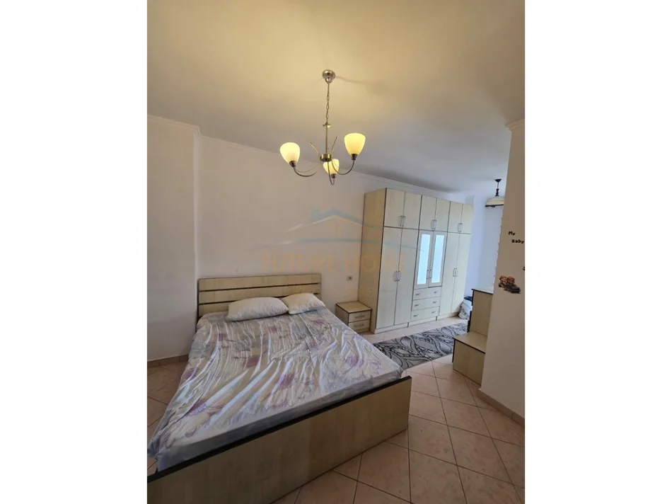 Tirane, shitet apartament 2+1+Ballkon Kati 7, 97 m² 135.000 € (Unaza e Re)