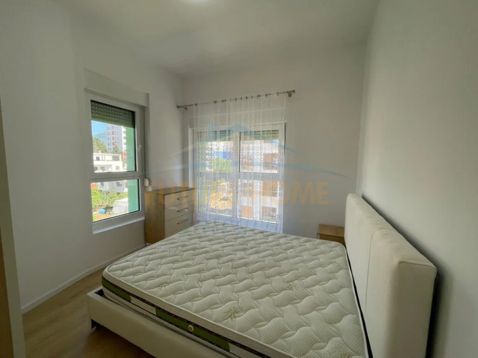 Tirane, jepet me qera apartament 2+1 Kati 5, 69 m² 500 € (Kompleksi Kadiu,Ali Demi)