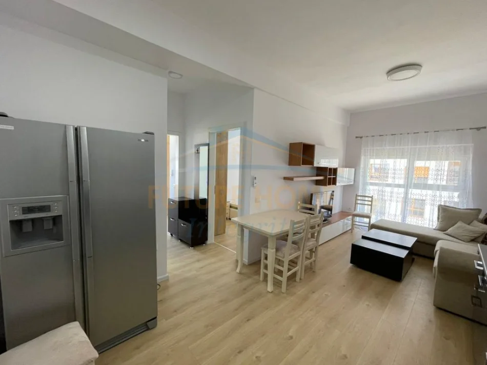 Tirane, jepet me qera 2+1 , Kompleksi Kadiu
