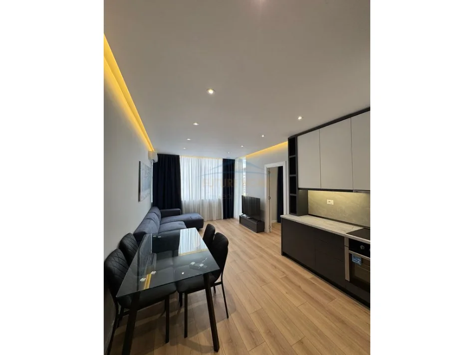 SHITET APARTAMENT 1+1 , MYSLYM SHYR