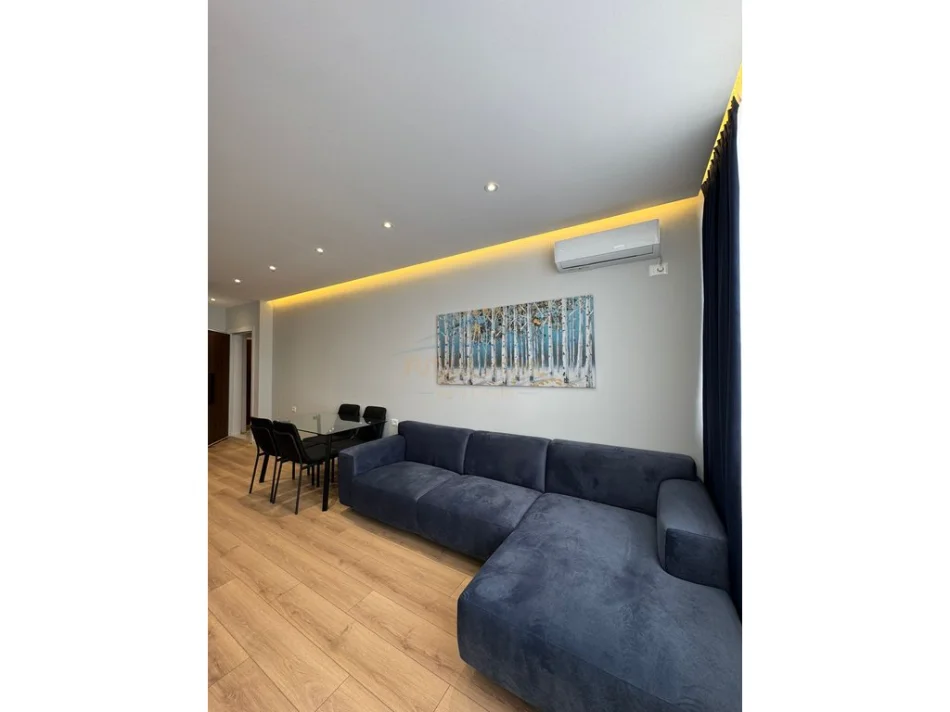 SHITET APARTAMENT 1+1 , MYSLYM SHYR