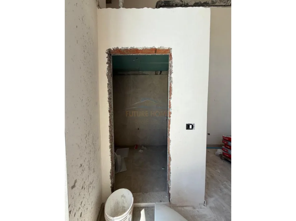 Tirane, shitet ambjent biznesi Kati 0, 142 m² 482.000 € (JORDAN MISJA)