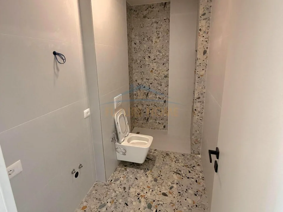 Golem, shitet apartament 1+1 Kati 4, 56 m² 112.000 € (Golem)