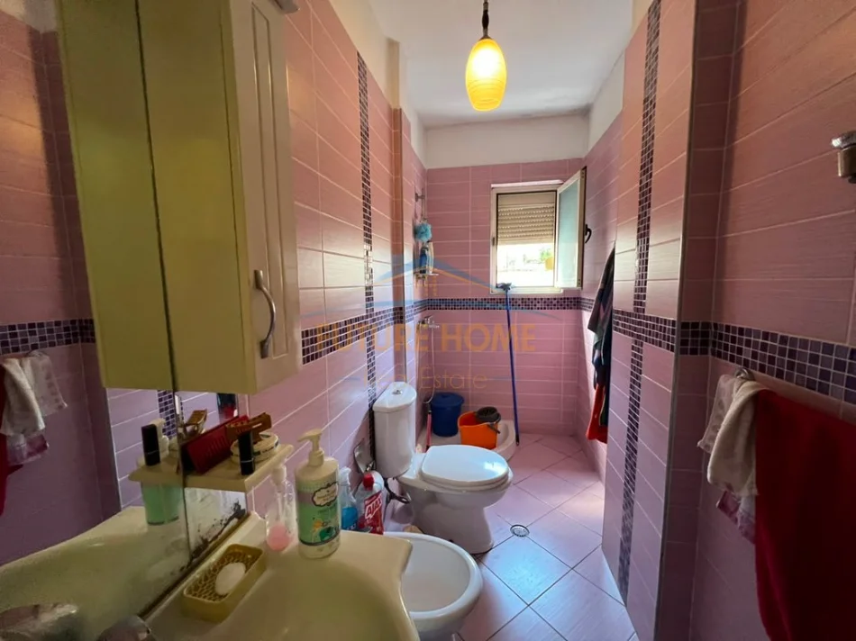 Tirane, shitet apartament 2+1 Kati 2, 82 m² 175.000 € (Rruga Dritan Hoxha)
