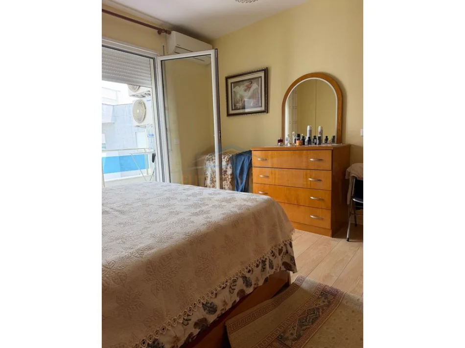 Tirane, shitet apartament 1+1 Kati 3, 69 m² 154.000 € (Kopshti Zoologjik)