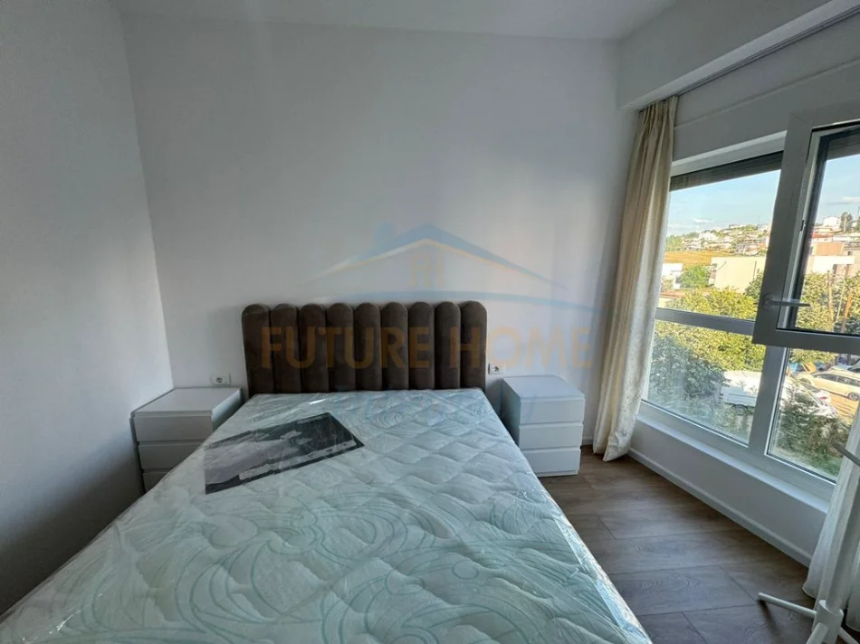 Tirane, jepet me qera apartament 1+1+Ballkon Kati 4, 69 m² 440 € (Ali Demi, Rezidenca Kaimi)