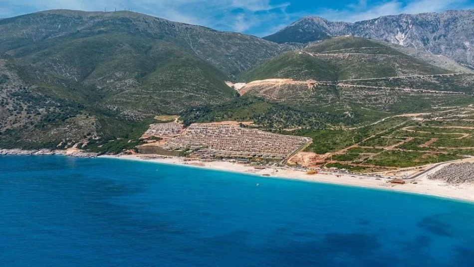 Dhermi - Palase, shitet truall , 12.500 m² 1.799.999 € (Palase)