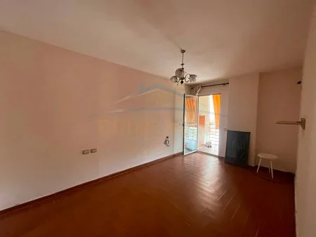 Durres, shitet apartament 2+1+Ballkon Kati 9, 100 m² 135.000 € 