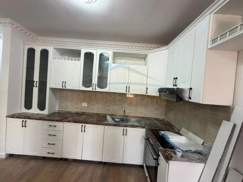 Durres, shitet apartament 2+1+Ballkon Kati 2, 78 m² 119.000 € 
