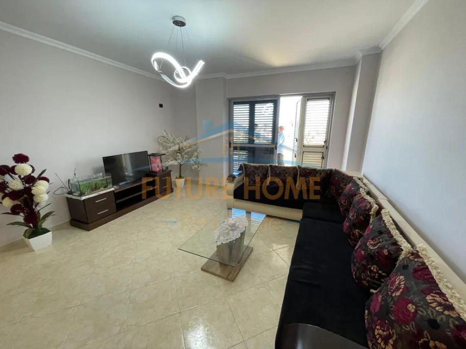 Tirane, shes apartament 3+1 Kati 2, 149 m² 310.000 € (Rrethi Selites)