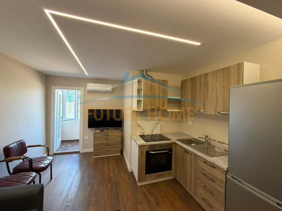 Tirane, jepet me qera apartament 1+1 Kati 3, 50 m² 350 € (sauk i ri)
