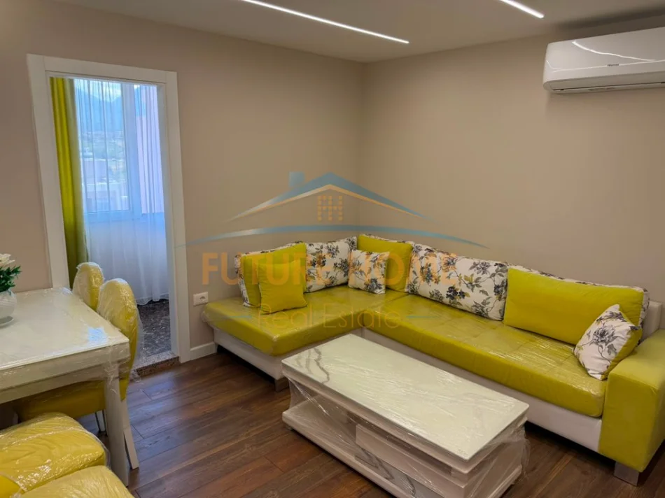 Tirane, jepet me qera apartament 2+1 Kati 3, 75 m² 450 € (sauk i ri)