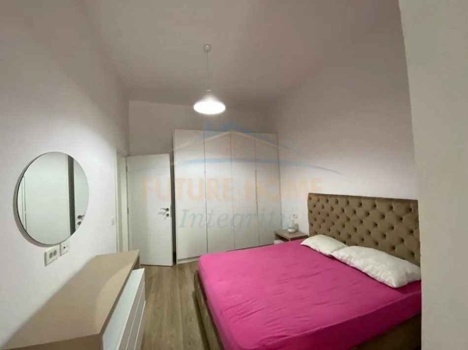 Tirane, jepet me qera apartament 1+1 Kati 1, 70 m² 500 € (Rruga Peti, Liqeni i Thate)