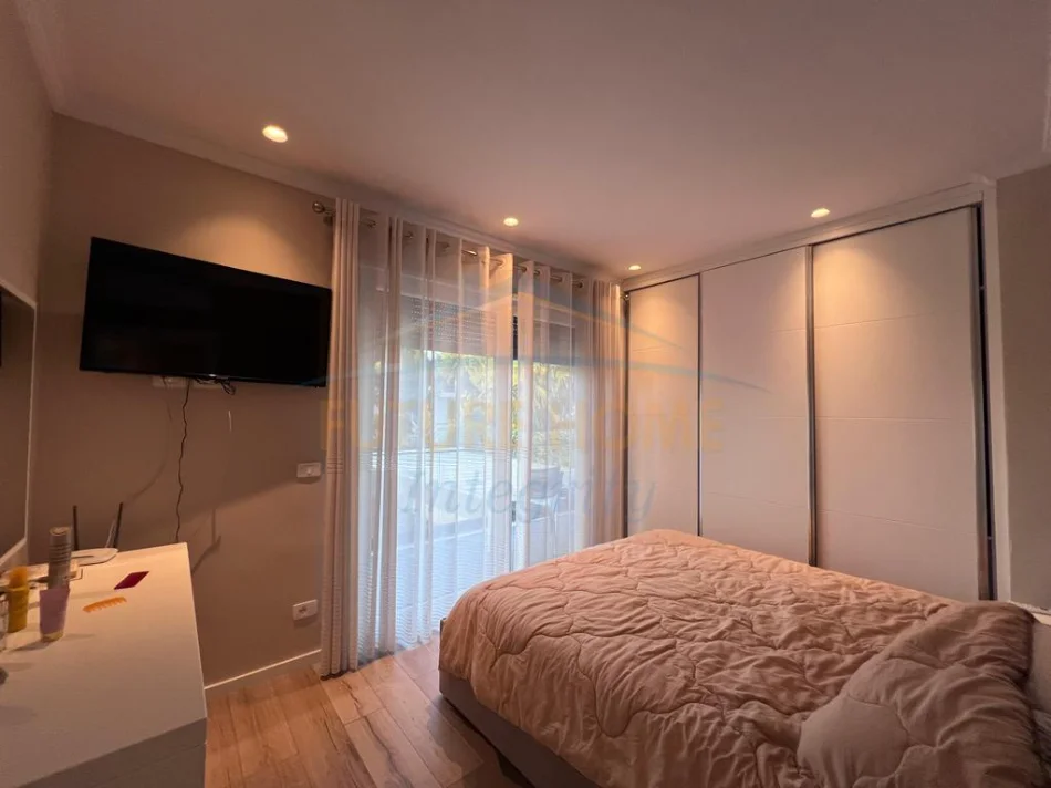 Durres, jepet me qera Vile Vile 2 Katshe , (Vala Mar Residence, Hamallaj)
