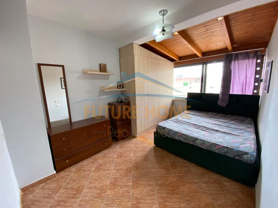 Tirane, jepet me qera apartament 3+1 Kati 5, 97 m² 600 € (DRITAN HOXHA)